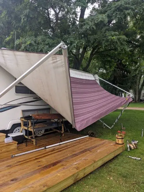 RV awning needs maintenance