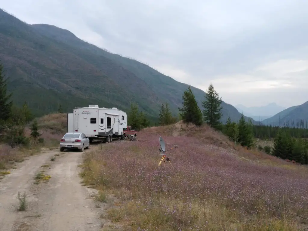 RV boondocking following all etiquette